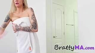 рдореЗрд░реА рд╕реНрдЯреАрдкрдореЙрдо рдиреЗ рдореБрдЭреЗ рдХрдирд╡рд┐рдВрд╕ рдХрд┐рдпрд╛, рдЕрд╣, рдмреНрд░реИрдЯреАрдорд╛ рд╕реНрдЯрд╛рдЗрд▓!