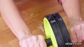 want to see spicy cutie in anal pain?