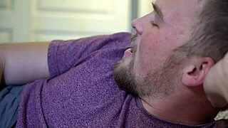 dani motta mostra seus peitinhos naturais o apresentador ficou com tesao - podcast completo no sheer red