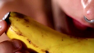 Try the free day in the sex shop with licking and blowjob!