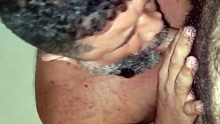 hey, check out this gay guy sucking a young mineiro boy's dick in the video