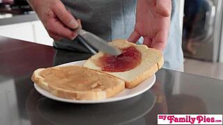 Oh wow, he creampied her in that blonde threesome! Check s11 e4 😏