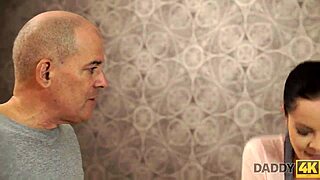 Sorprendente dolly diore flaunts sexy lingerie to older man in steamy encounter