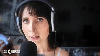 Lou Nesbit and Lia Louise Deliver Detailed ASMR Jerk Off Instructions