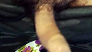 Watching my pussy eat papaya excites me, offer better in room