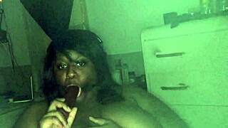 gamergirl, are you playing with yourself on cam?