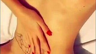 want to see my hot and sexy snapchat flashes?