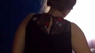 i'm cojing her big ass so gud