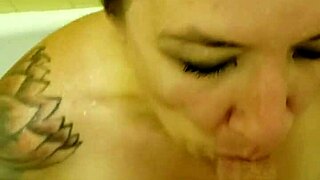 This piss slut dives into golden shower action with wild enthusiasm! 😈💦