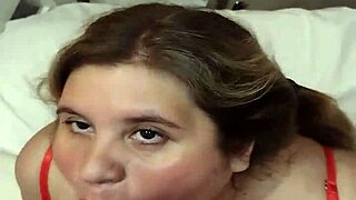 ARGENTINA COLEGIALA GORDITA Y CULONA SE LLENA DE LECHE LAS TETAS GIGANTES PARA APROBAR EL EXAMEN DE FILOSOFIA