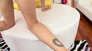 Blonde Milf Julia Ann Anal Fucked by Mike Adriano 😈