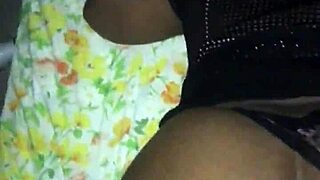 Ebony woman showcases big ass and booty