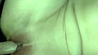 Filling her up with cream in this homemade creampie session.