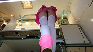 Look at That Gorgeous Teen 18+ Upskirted at Work!