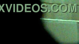 Chatting with this fat hairy pussy online 😏