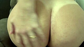 Married Woman Karinaelucasx Cums With Real Orgasms Masturbating