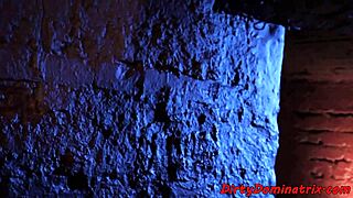 Bigtit eurobabe engages in self-bondage punishment session