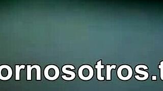 peruvian chibola tirando rico en la casa con amigos peruanos hardcore