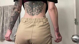 perfect arches n booty curves... feet day 13 got me wild