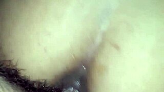 Rompiendo hermoso culo en escena intensa