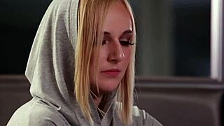 Babe Eats Pussy In 69 Pose!