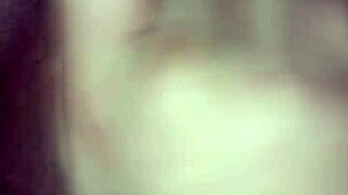 married woman cumming and squirting hard with amateurs