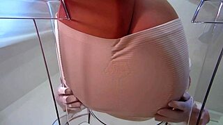 Seduced by perfect pantyhose legs 😍