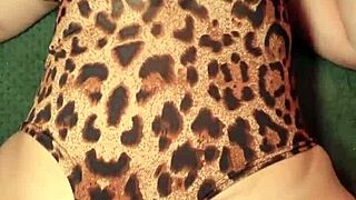 Pov close up of hot pussy fucking and creampie with amateurs