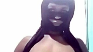 cindy experiences nipple and pussy clamps in homemade bdsm session with master