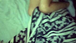 i was groping my girlfriend for a bit last night, it was so sexy 😏