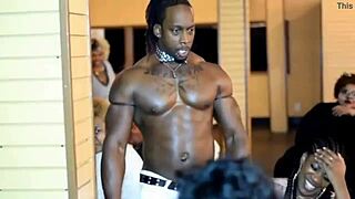 Imaizumi House Gathers Gals Intensely