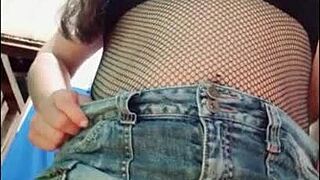 i see my stepdaughter wiggle her tight vagina in sexy lingrie