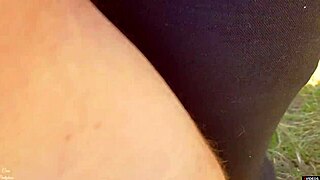 Nympho in ripped jeans gets fucked hard and explodes with huge cumshot. So wild! 😈💦