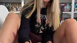 My girlfriend showed me her new converse and jerked me off - day 30