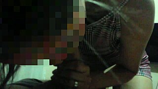 My Wife Alone With Novinho Pirocudo From Bate Papo Uol In Anal Threesome