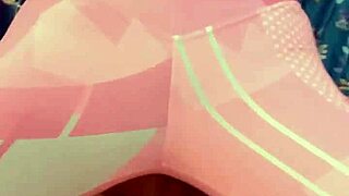 उसकी छोटी 18+ गांड हार्ड फक होती है