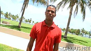 I enjoy watching this free homosexual porn clip.