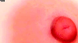 Doa5 Yukino Poses in Gravure Studio