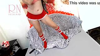 Girl dances without panties