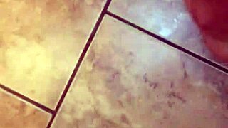 i'm pissing in my underwear and pouring blue soap all over my cock