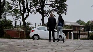 eu comi aquela amiga gostosa na casa abandonada