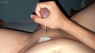i'm cumshoting all over my horny teen ass after anal n handjob