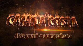 Peguei a loira no flagra usando consolo no cuzinho e atolei o pau nele