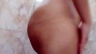 Hot desi girl masturbates in bathroom