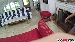 How Does The Sorority Teach The Noob About Lesbian Pussy?