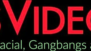 Lesbian babes Avi Love and Victoria Voxxx dive into dildo fun! 😍