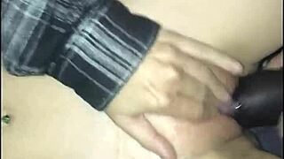 This Argentinian girl doesn't let her face be filmed during the session