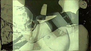 Vintage lesbians in my secret life, so retro 😘