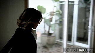 Classy babe gets banged and swallows sperm.