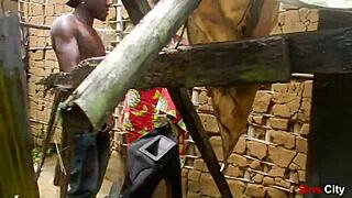 Cum quick before husband returns from work!